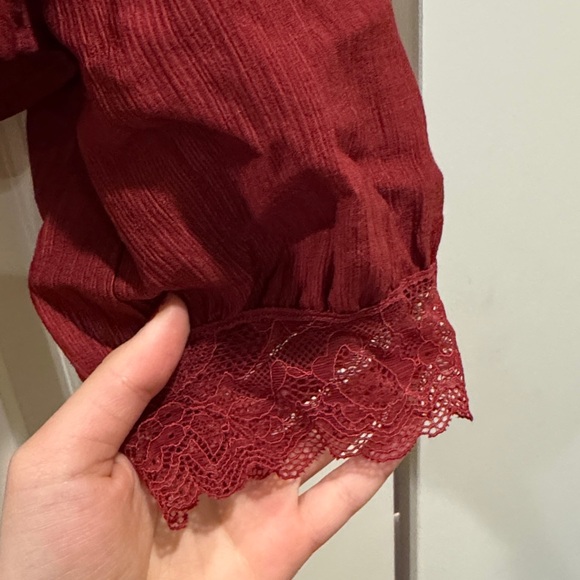 Gilli Red Ribbed Knit Top - Picture 4 of 5